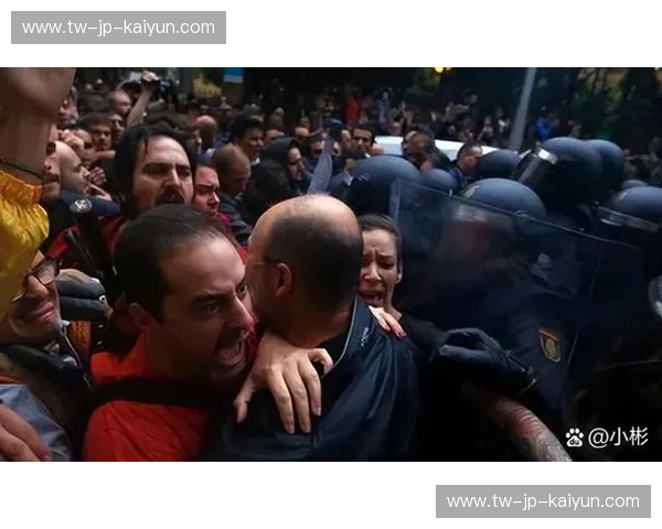 巴莱多斯的深蓝梦魇：当加泰罗尼亚飓风遇上维戈的永恒之光